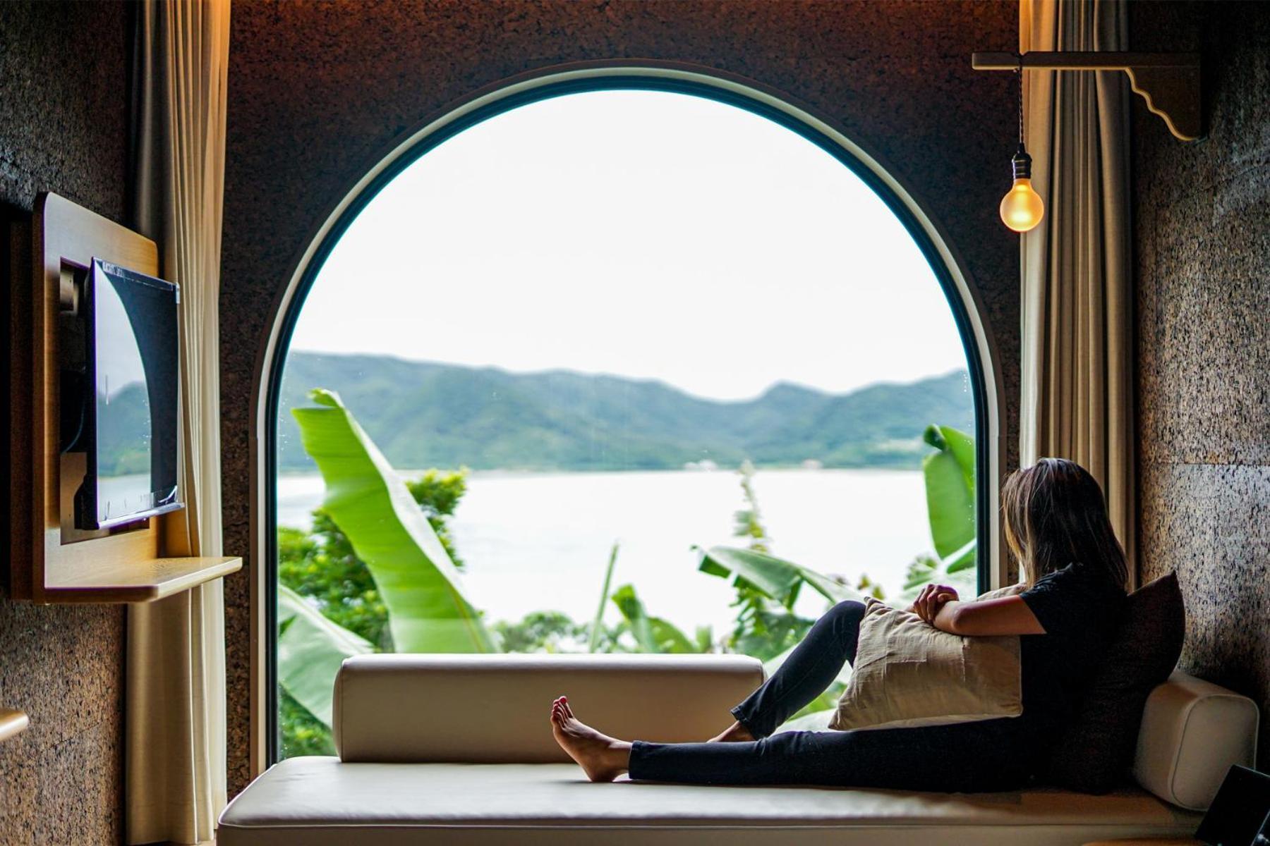Miru Amami Hotel Tatsugo Bagian luar foto