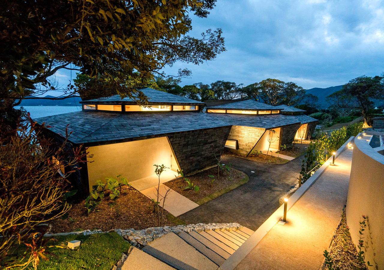 Miru Amami Hotel Tatsugo Bagian luar foto